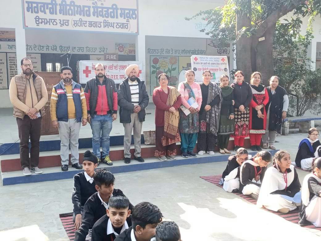 Drug addiction and rehabilitation center Nawanshahr organized an awareness camp at SSS School Usmanpur